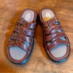 💥Natural Reflections Leather Slide On Sandals💥 NWOT
